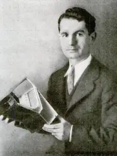 Luther Simjian