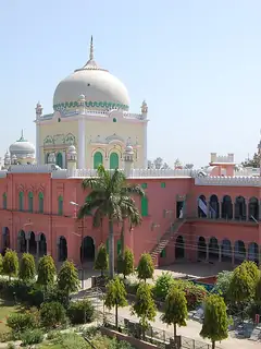 Qawmi madrasa