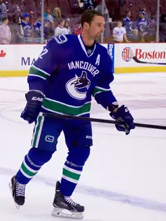 Dan Hamhuis