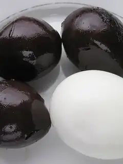 Iron egg