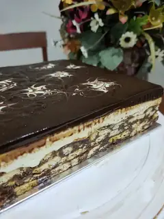 Batik cake