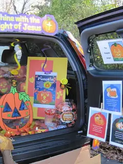Trunk-or-treating