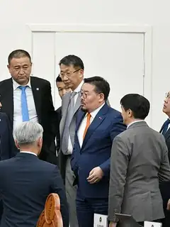 2025 Mongolian political crisis